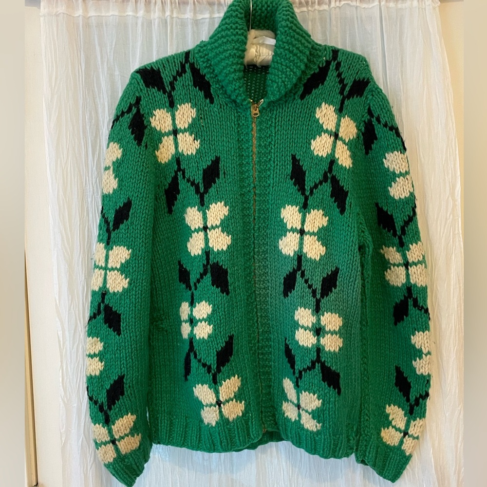 Beautifuk Vintage Green Cowichan Sweater